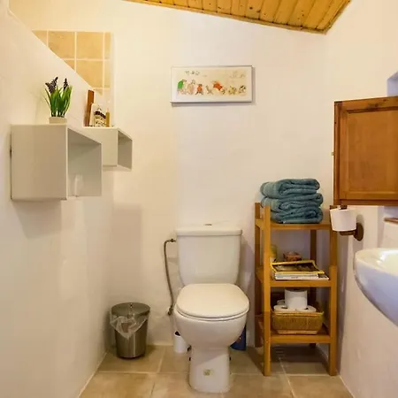 בקתה El Refugio Del Viento, Casita Levante Con Jardin Y Piscina